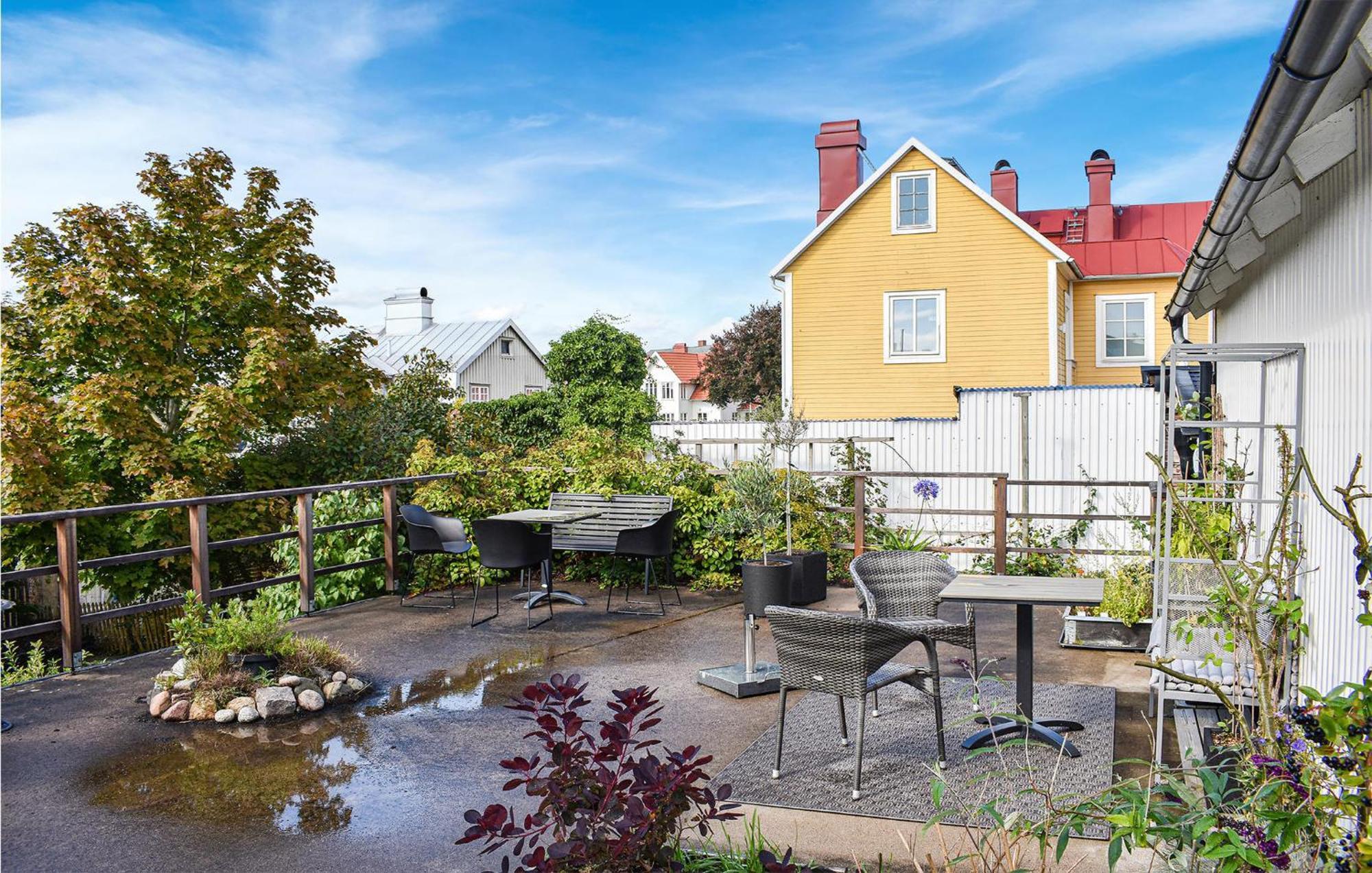 Cozy Home In Karlskrona With Kitchen Exterior foto